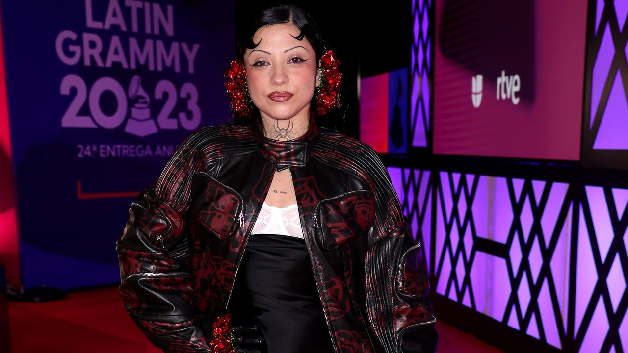 Mon Laferte arrasa con seis nominaciones al Latin Grammy y la escena chilena brilla con Los Tres y Francisca Valenzuela